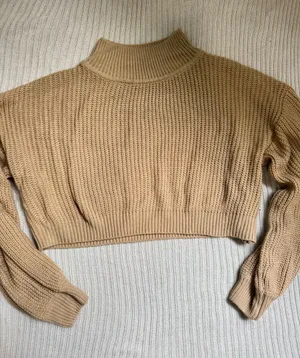 SHEIN Beige Cropped Rib-Knit Mock Neck Long Sleeve Pullover Sweater Women's M thumbnail 1