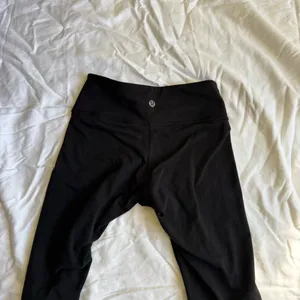 Lululemon Black Leggings thumbnail 2