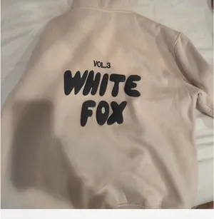 White Fox Hoodie Boutique Offstage thumbnail 3
