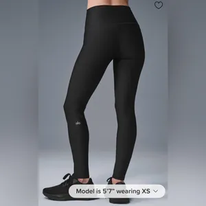 Alo Yoga NWT High Waisted Airlift Leggings in Black Size S thumbnail 4