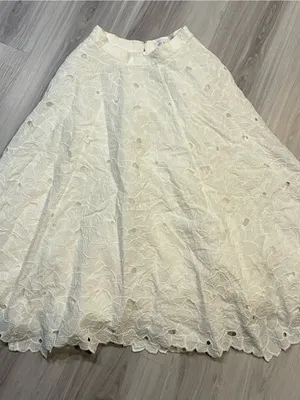 Mac Duggar White Eyelet Midi Skirt - Elegant A-Line thumbnail 2