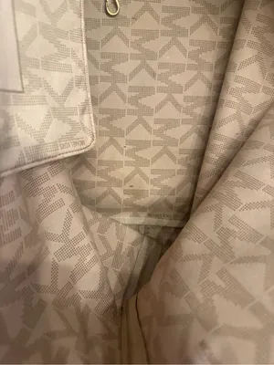 Michael Kors Vanilla Jet Set Travel Signature MK Tote Bag thumbnail 11