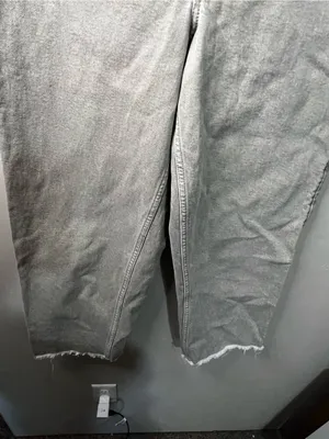 Banana Republic High Rise Wide Leg Cropped Raw Hem Gray Beige Wash Denim Jeans thumbnail 4