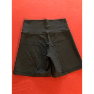 Peloton black bike activewear shorts Size Small thumbnail 5