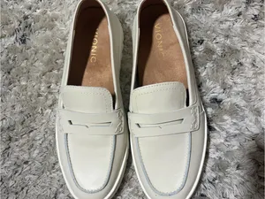 vionic Cream Leather Platform Penny Loafers for women size 7.5 thumbnail 7