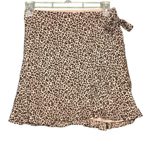 Abercrombie & Fitch Skirt Women's XS Brown Leopard Faux Wrap Ruffle Mini Summer thumbnail 3