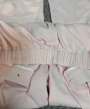 Women’s Shein Pink Cargo Pants thumbnail 2