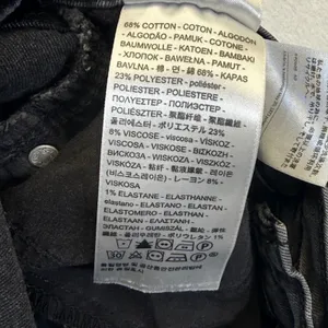 Levis 724 High Rise‎ Straight Jeans 28 Faded Black Dark Gray Denim 18883-0105 thumbnail 11