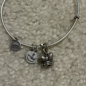 925 Sterling Silver Alex And Ani "King's Crown" Expandable Bangle Bracelet thumbnail 3