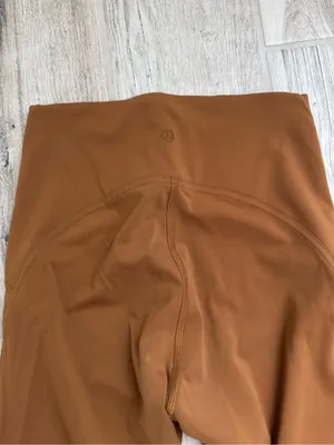 Lululemon InStill High-Rise Tight 25" Roasted Brown Size 4 Gently Used thumbnail 9