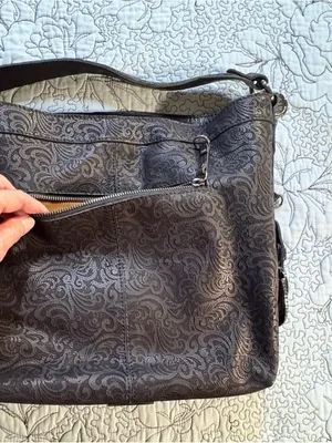 ♨️NWT Patricia Nash Lancaster Tooled Leather Studded Western Buckle Tote Bag❤️ thumbnail 7