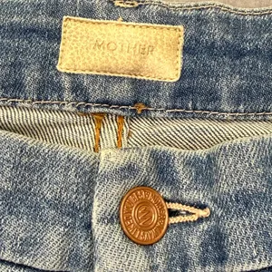 MOTHER High Waisted Looker Ankle Fray Jeans Thrilling Shots Distressed Blue 29 thumbnail 5