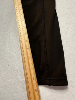 Juicy Couture Sport NWT Black Leggings crisscross Logo Waistband Sz M thumbnail 4