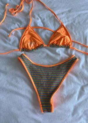 Frankies Bikinis Set thumbnail 5