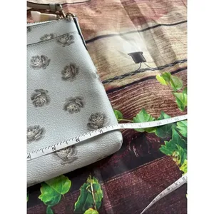 NWT Coach Crossbody Kitt Rose Print Blue thumbnail 4