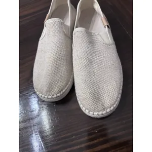 UGG® Women's Luciah Espadrille Flat Slip On Flat Sneakers Shoes. Size 7.5 thumbnail 2
