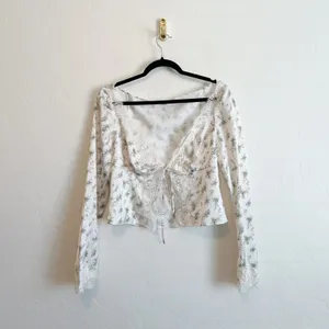House of CB | Clarissa Garden Print Lace Trim Tie Front Top‎ in Ivory & Green thumbnail 6