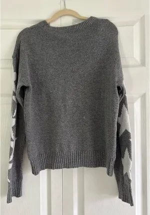 Shein Grey Sweater With White Stars thumbnail 2