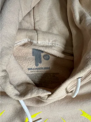 Billie Eilish Hoodie Urban Outfitters thumbnail 3