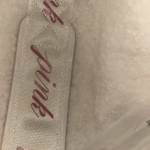 Victoria's Secret New‎ Cozy Plush Totepink and cream thumbnail 4