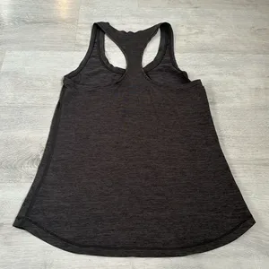 Vuori Racerback Tank Top Charcoal Heather Size XS thumbnail 2