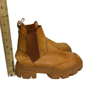 FARM RIO Women's Tan Lug sole Chelsea Boots Size 9 thumbnail 11
