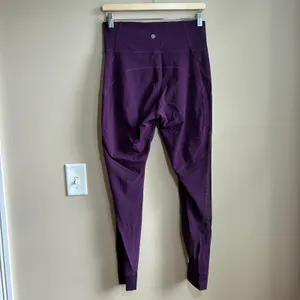 Lululemon purple full length leggings mesh panels women's size 10 athletic thumbnail 3