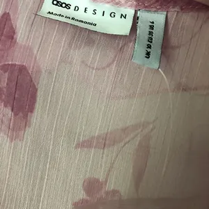 New ASOS DESIGN frill neck volume sleeve with button front in pink floral, sz 6 thumbnail 7