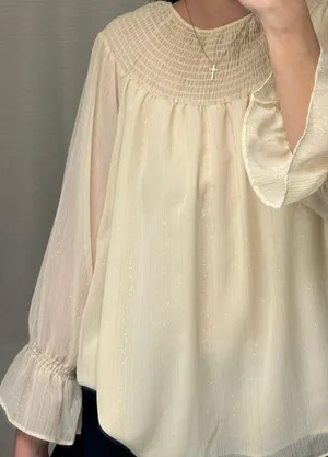 Boutique Cream Blouse Size M thumbnail 1