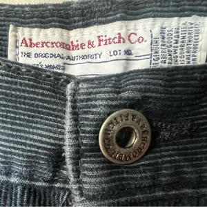 Abercrombie Vintage 1990s Corduroy Cargo Pants thumbnail 3