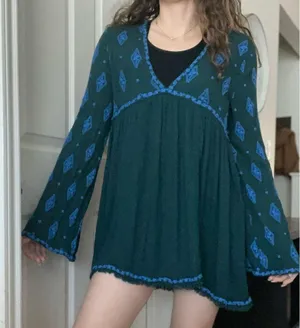 Free People Diamond Embroidered Smock Tunic Top Size Medium Bell Sleeve Bohemian thumbnail 5