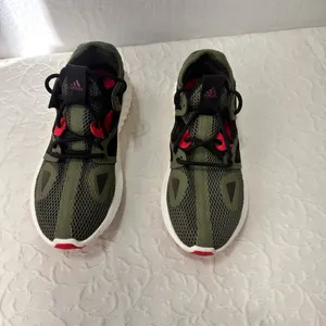 Adidas Snickers Size 6.5 Women's Running Shoes Run Lux Clima Army Green Comfy thumbnail 11