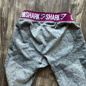 Gymshark Leggings Size Medium Gray Maroon thumbnail 4
