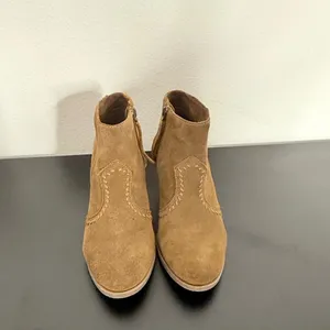 Minnetonka Suede Leather Chunky Block Heel Ankle Boots Womens 6 Western Brown thumbnail 11