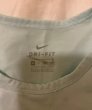 Nike Dri-Fit Tank Top thumbnail 3