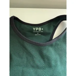 $50 YPB Workout top - Green - Medium thumbnail 2