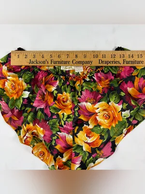 Vintage Gold Label Victoria's Secret Lingerie Floral Shorts Women's Size Large thumbnail 3