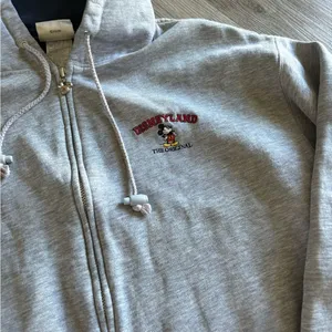 Vintage Disneyland Sweater thumbnail 7