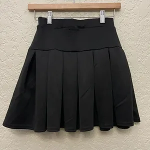 Boohoo Pleated Mini Tennis Skirt thumbnail 1
