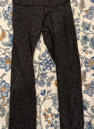 Lululemon Leggings Wunder Under 25" thumbnail 1