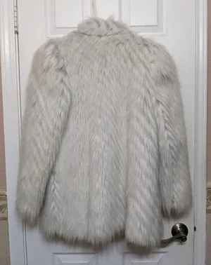 Faux Coat White Size L thumbnail 2