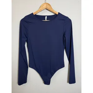 Halara Womens Long‎ Sleeve Crew Neck Thong Bodysuit Navy Blue Size Medium thumbnail 2