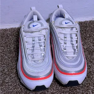 Nike Air Max 97 Essential Flash Crimson Silver Women's 7.5 CZ6087-101 White thumbnail 2
