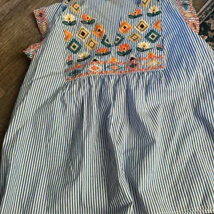 THML blue and white striped embroidered top size M thumbnail 5