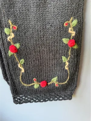 Vintage Hand-Knit Black Alpaca and Acrylic Scarf with Red Rose Embroidery thumbnail 2