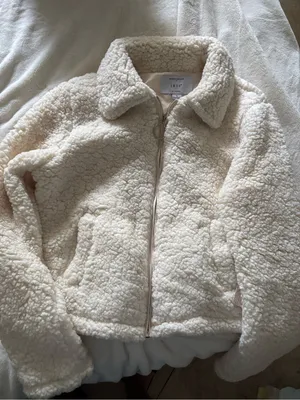 iris Cream Sherpa Zip Jacket thumbnail 1