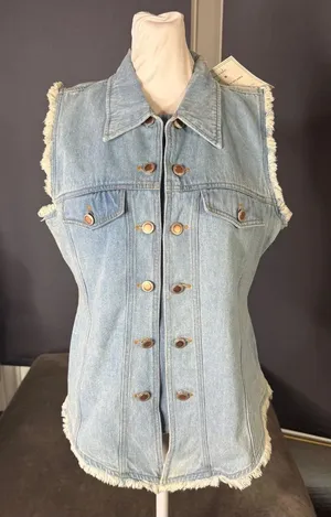 Women’s Vintage Sleeveless Light Wash Denim Vest with Frayed Edges Size M NOS thumbnail 1