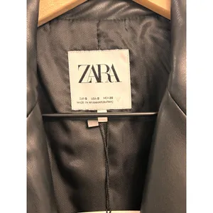 Zara FAUX LEATHER MENSWEAR STYLE BLAZER Size Small (4432/710/800) New With Tags thumbnail 6