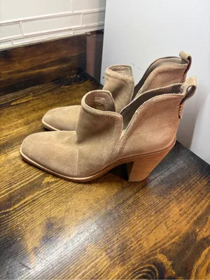 Jeffrey Campbell Tan‎ Rosee Heeled Ankle Boots Size 9.5 thumbnail 2