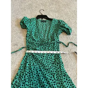 Urban Outfitters Green Black Polka Dot Mini Wrap Dress V-Neck‎ Short Sleeve XS thumbnail 8